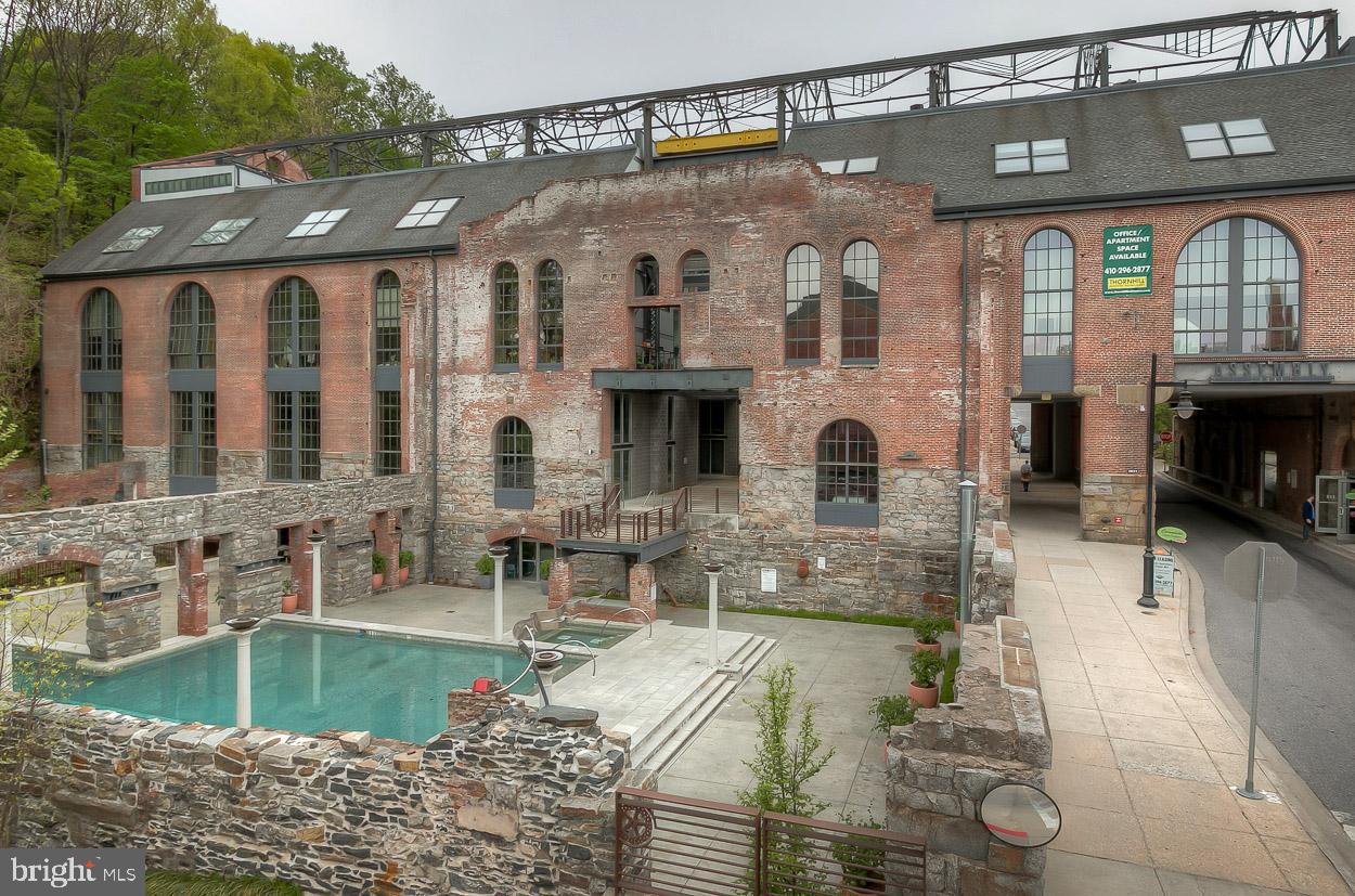 2090 Clipper Park Road Baltimore, MD 21211 - Photo 44 of 75 Roman Style Pool Community Pool