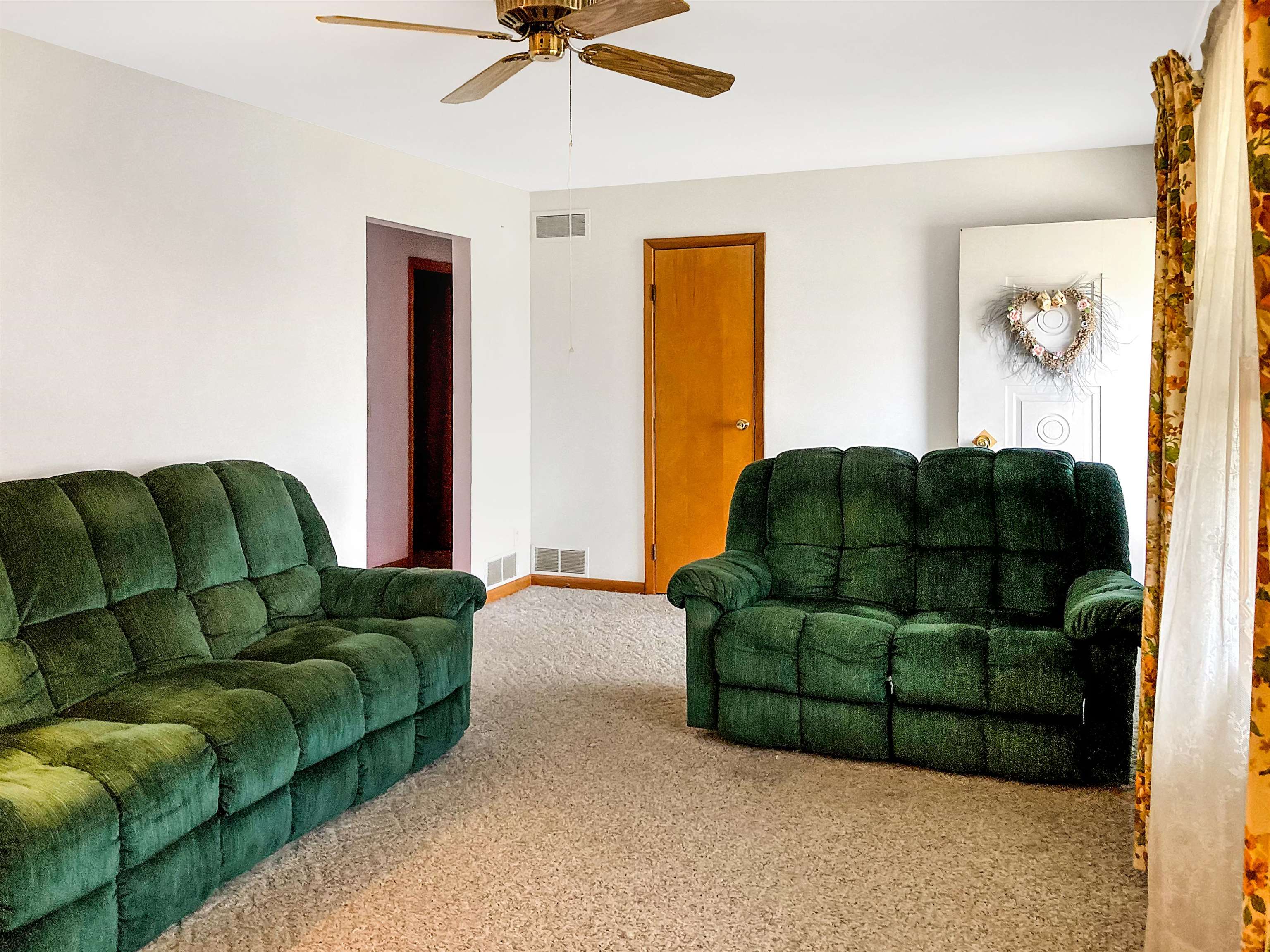 18025 Elizabeth Road Mount Carroll, IL 61053 - Photo 4 of 18