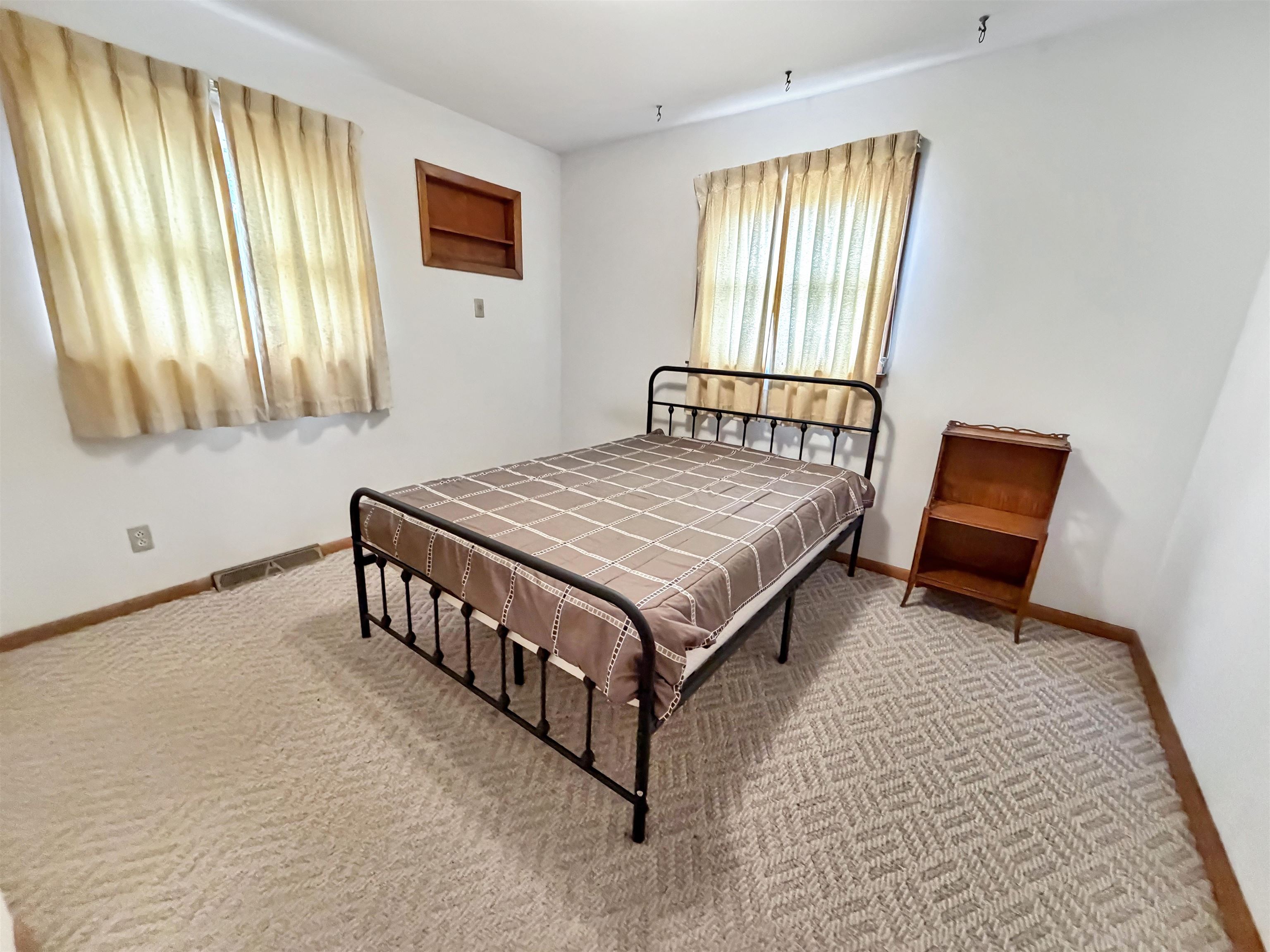 18025 Elizabeth Road Mount Carroll, IL 61053 - Photo 10 of 18