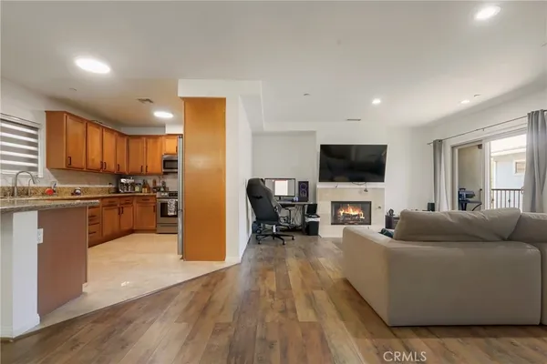 $4,300 | 1611 West 208th Street, Unit 3, Torrance, CA 90501