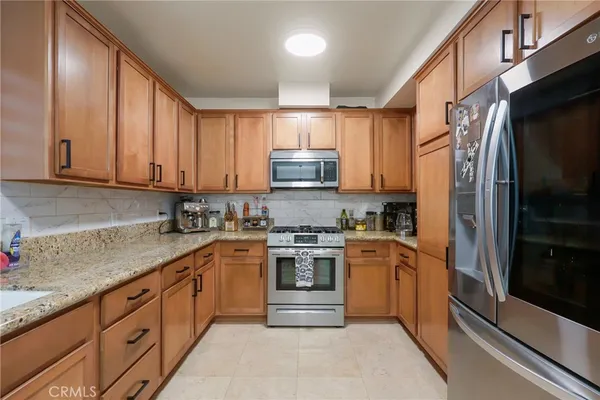 $4,300 | 1611 West 208th Street, Unit 3, Torrance, CA 90501