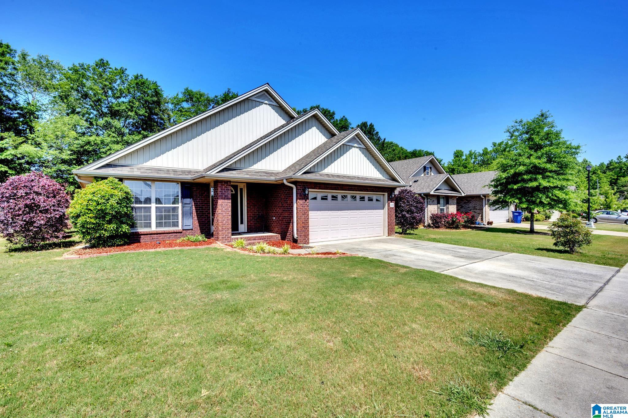 320 Vincent Street Alabaster, AL 35007 - Photo 2 of 26