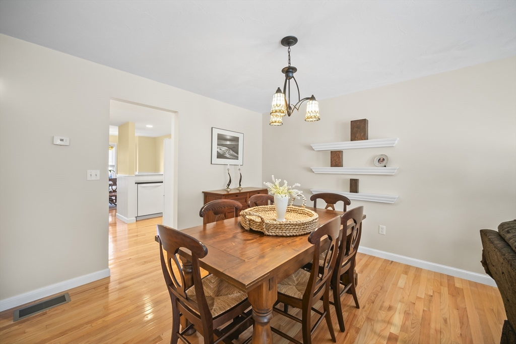 11 Whispering Brook Road, Unit 55 Marlborough, MA 01752 - Photo 7 of 41