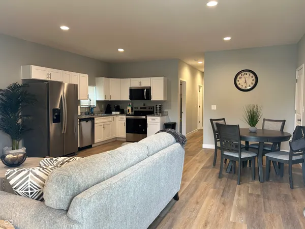 $1,800 | 113 North Arsenal Avenue, Indianapolis, IN 46201