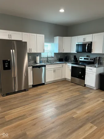 $1,800 | 113 North Arsenal Avenue, Indianapolis, IN 46201