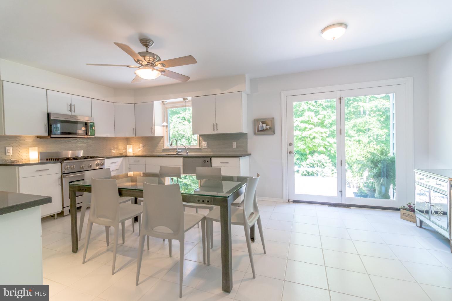 59 Tindall Road Trenton, NJ 08691 - Photo 17 of 76 Full Kitchen & Outdoor Entertaining/Deck