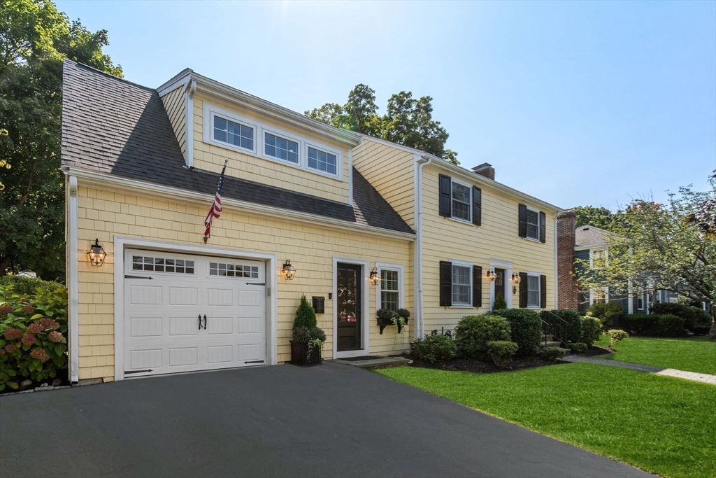 33 Coolidge Road Milton, MA 02186 - Photo 1 of 41