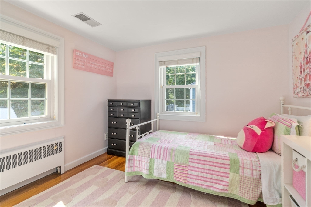 33 Coolidge Road Milton, MA 02186 - Photo 25 of 41