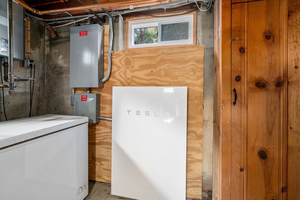33 Coolidge Road Milton, MA 02186 - Photo 40 of 41