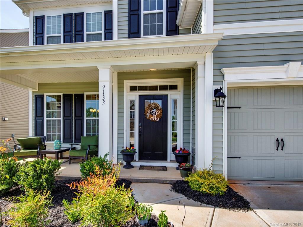 9132 Inverness Bay Road Charlotte, NC 28278 - Photo 2 of 25 Gallery Image 2