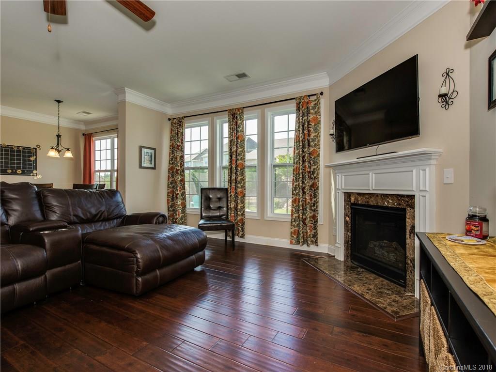 9132 Inverness Bay Road Charlotte, NC 28278 - Photo 11 of 25 Gallery Image 11