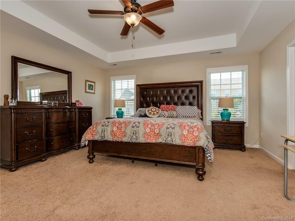 9132 Inverness Bay Road Charlotte, NC 28278 - Photo 16 of 25 Gallery Image 16