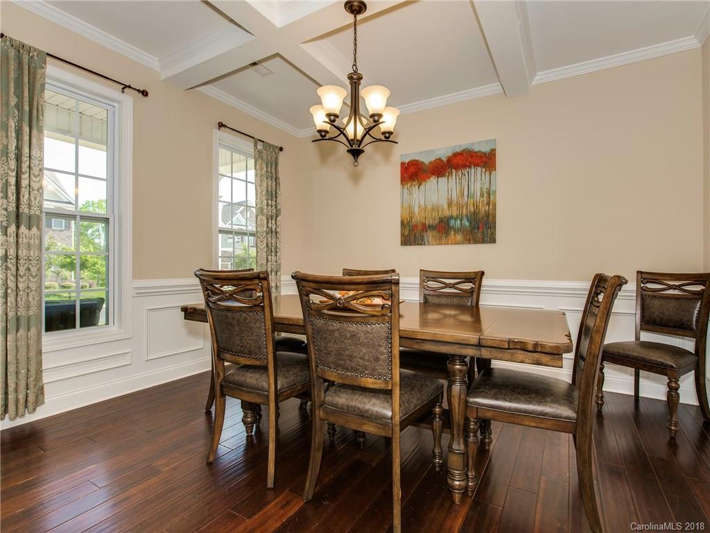 9132 Inverness Bay Road Charlotte, NC 28278 - Photo 4 of 25 Gallery Image 4