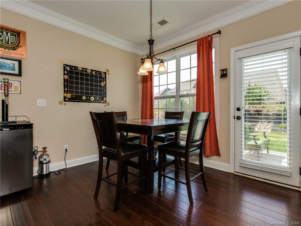 9132 Inverness Bay Road Charlotte, NC 28278 - Photo 10 of 25 Gallery Image 10
