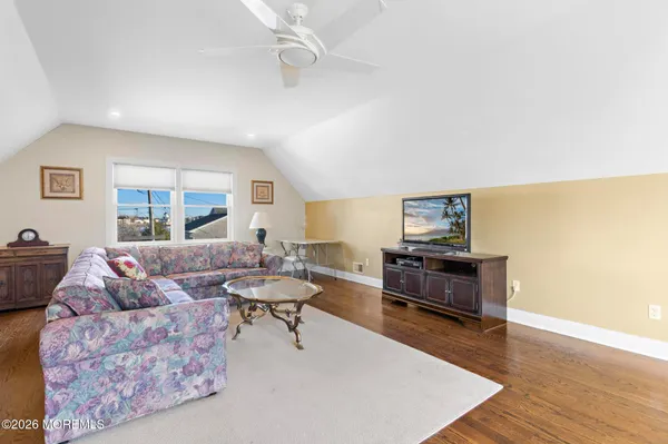 $3,250,000 | 305 Sloop Lane, Mantoloking, NJ 08738