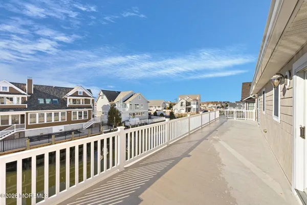 $3,250,000 | 305 Sloop Lane, Mantoloking, NJ 08738