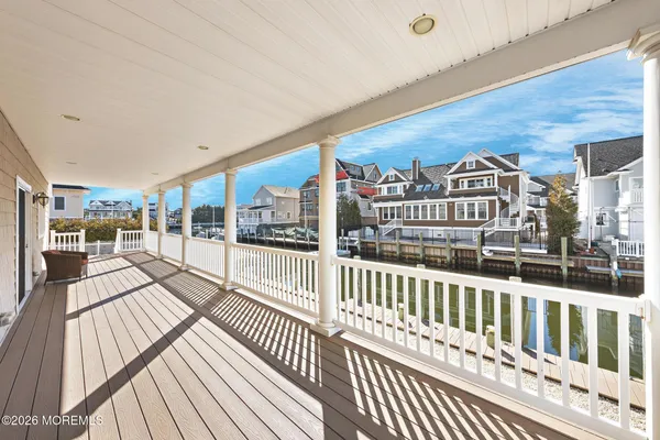 $3,250,000 | 305 Sloop Lane, Mantoloking, NJ 08738