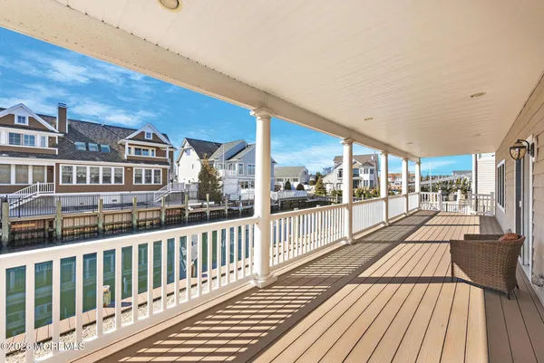 $3,250,000 | 305 Sloop Lane, Mantoloking, NJ 08738