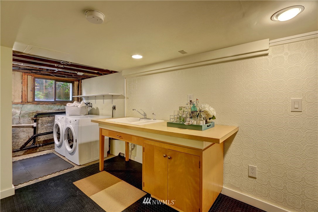 1819 South Lander Street Seattle, WA 98144 - Photo 17 of 21