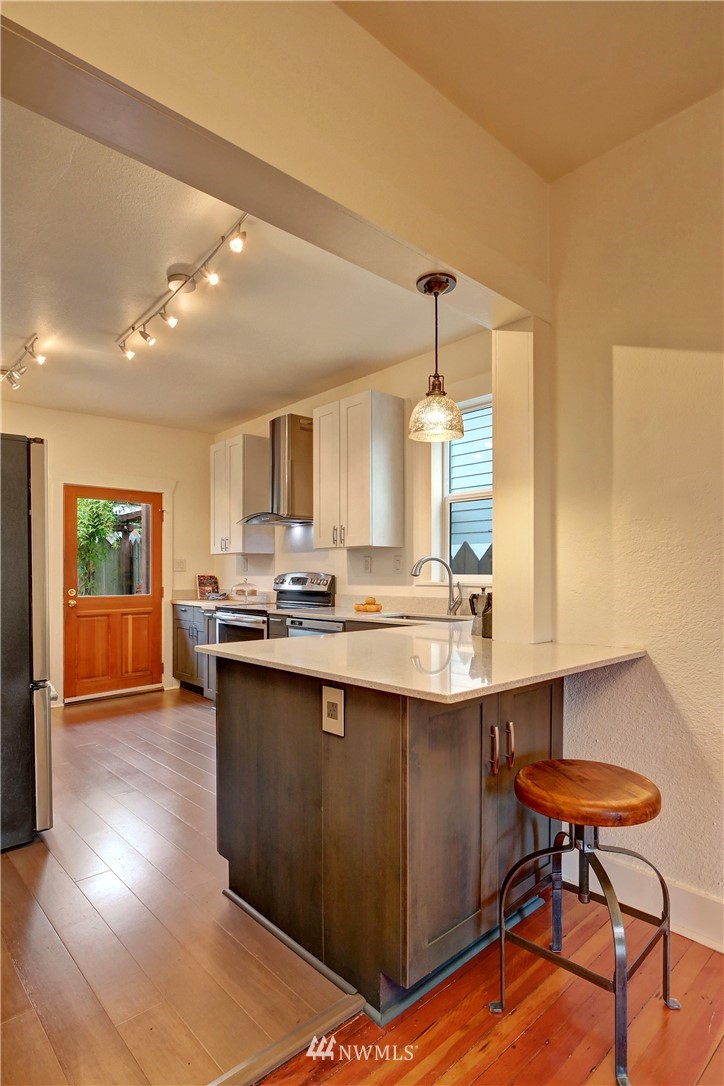 1819 South Lander Street Seattle, WA 98144 - Photo 8 of 21