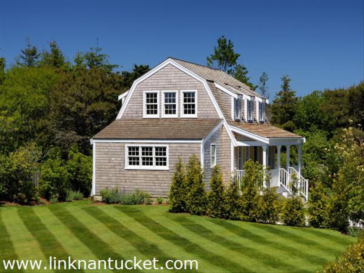 88 Surfside Road Nantucket, MA 02554 - Photo 3 of 7 Gallery Image 3
