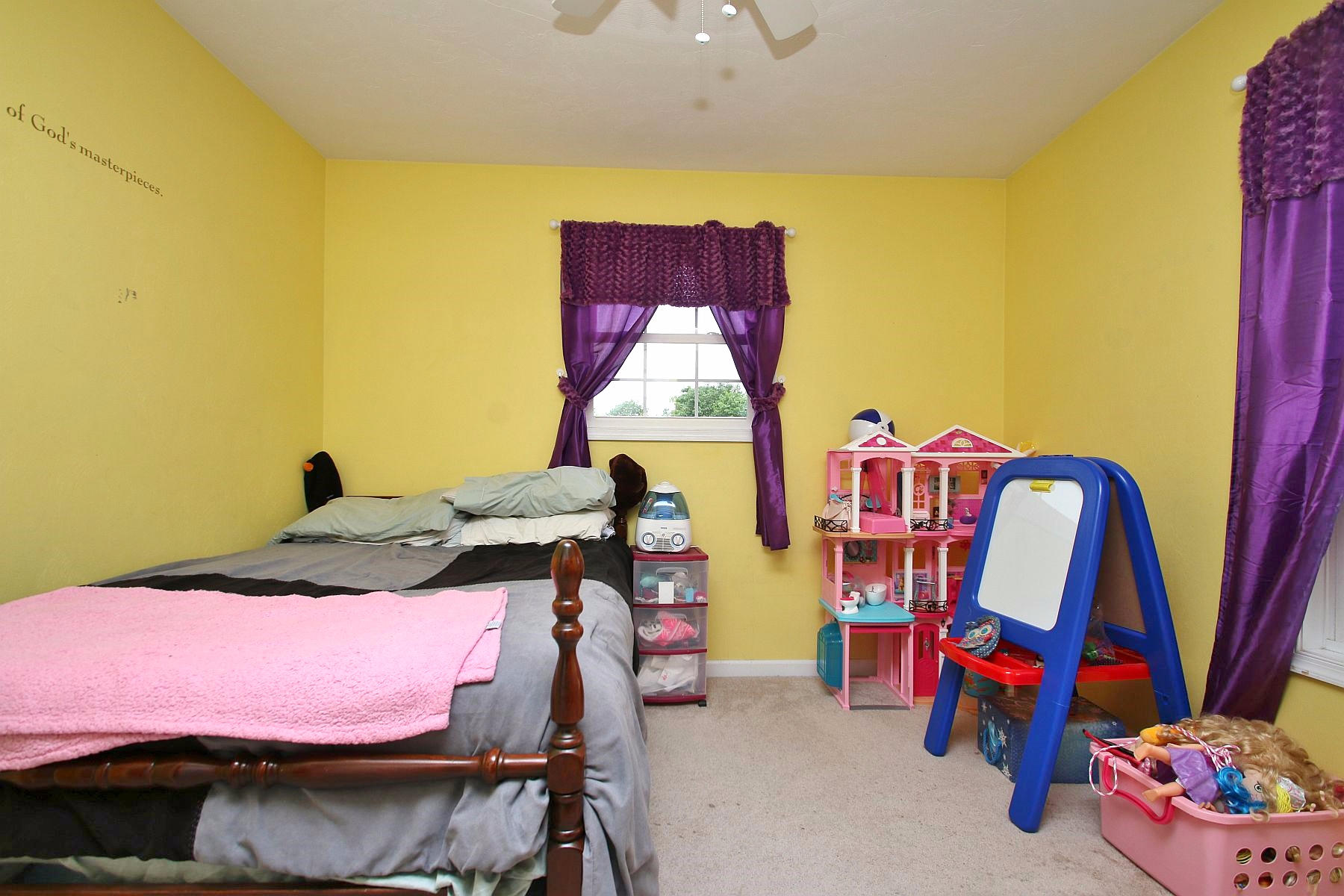 2003 Diamond Hill Road Moneta, VA 24121 - Photo 15 of 34 2nd Bedroom