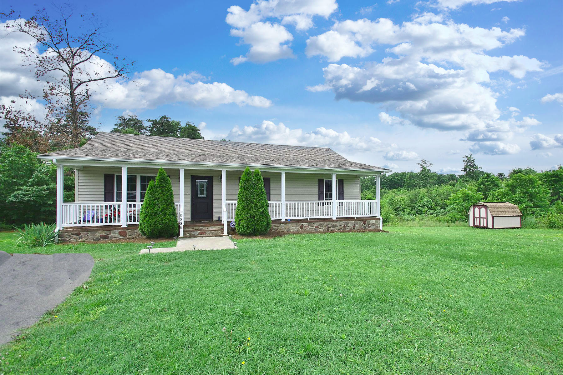 2003 Diamond Hill Road Moneta, VA 24121 - Photo 31 of 34 Street View