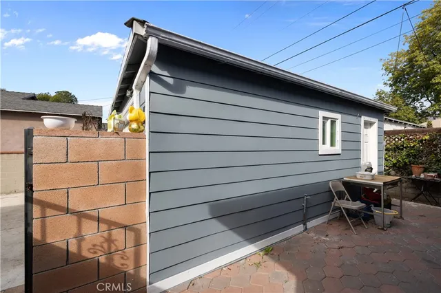 $1,100,000 | 1305 Aristo Street, Glendale, CA 91201