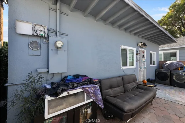 $1,100,000 | 1305 Aristo Street, Glendale, CA 91201
