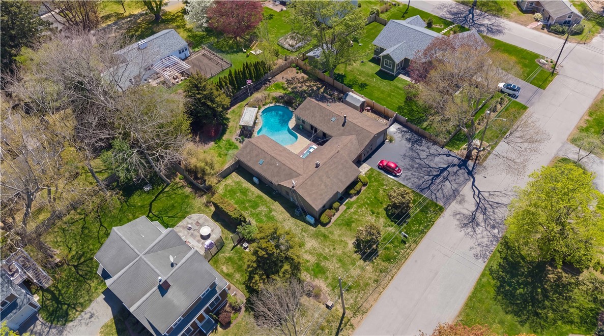 32 Ridge Road Bristol, RI 02809 - Photo 36 of 39