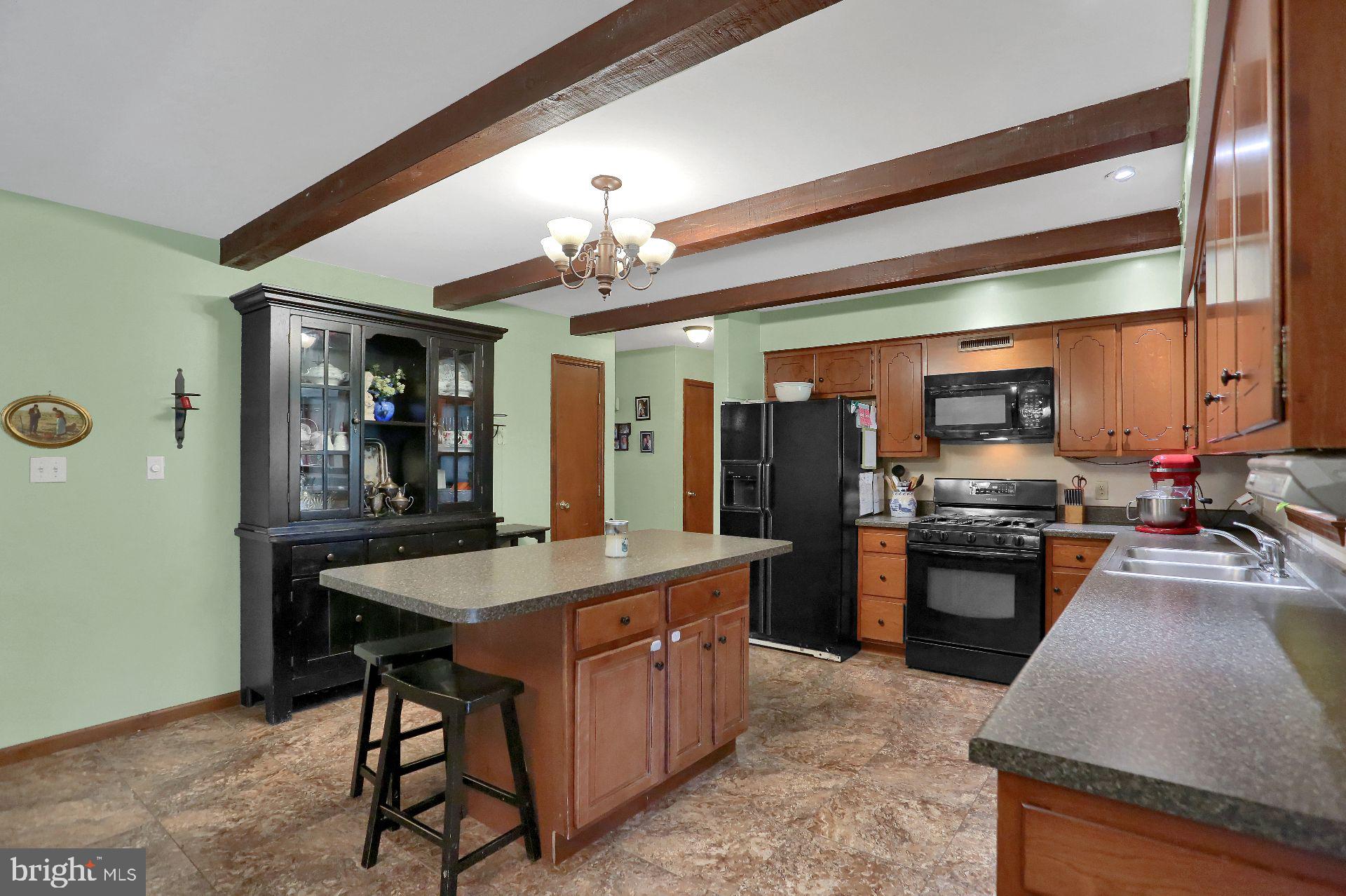5518 Beagle Road Elizabethtown, PA 17022 - Photo 12 of 40 Gallery Image 12