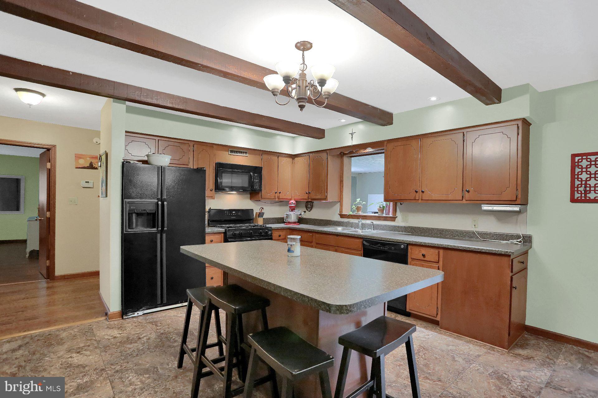 5518 Beagle Road Elizabethtown, PA 17022 - Photo 10 of 40 Gallery Image 10