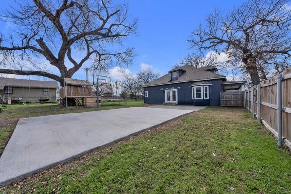 912 Hanover Street Weatherford, TX 76086 - Photo 34 of 37