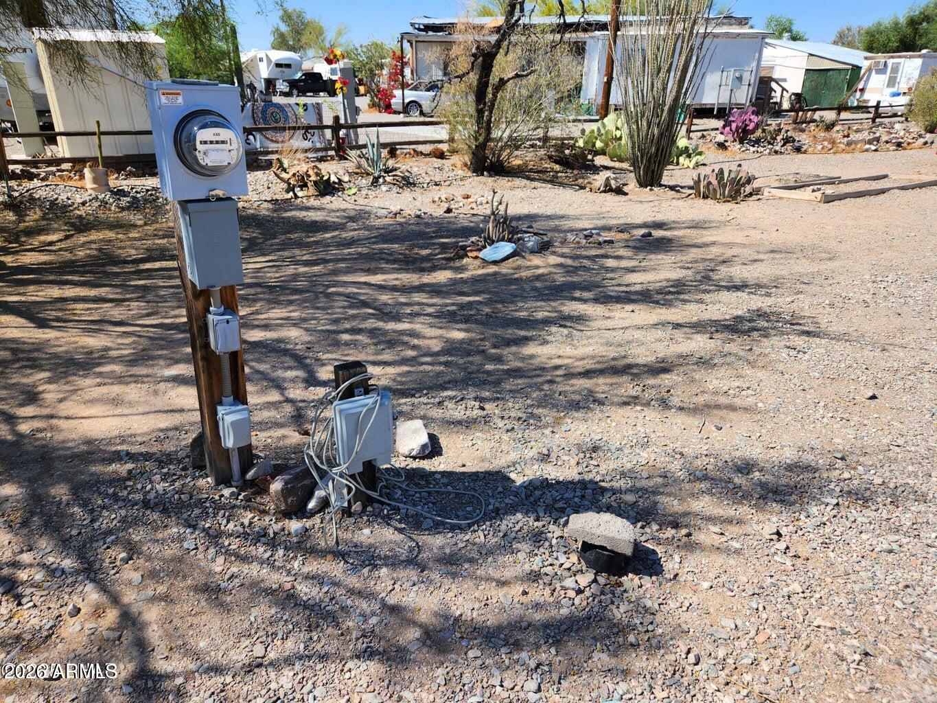730 Tesota Quartzsite, AZ 85346 - Photo 4 of 15 a view of a outdoor space with water fountain