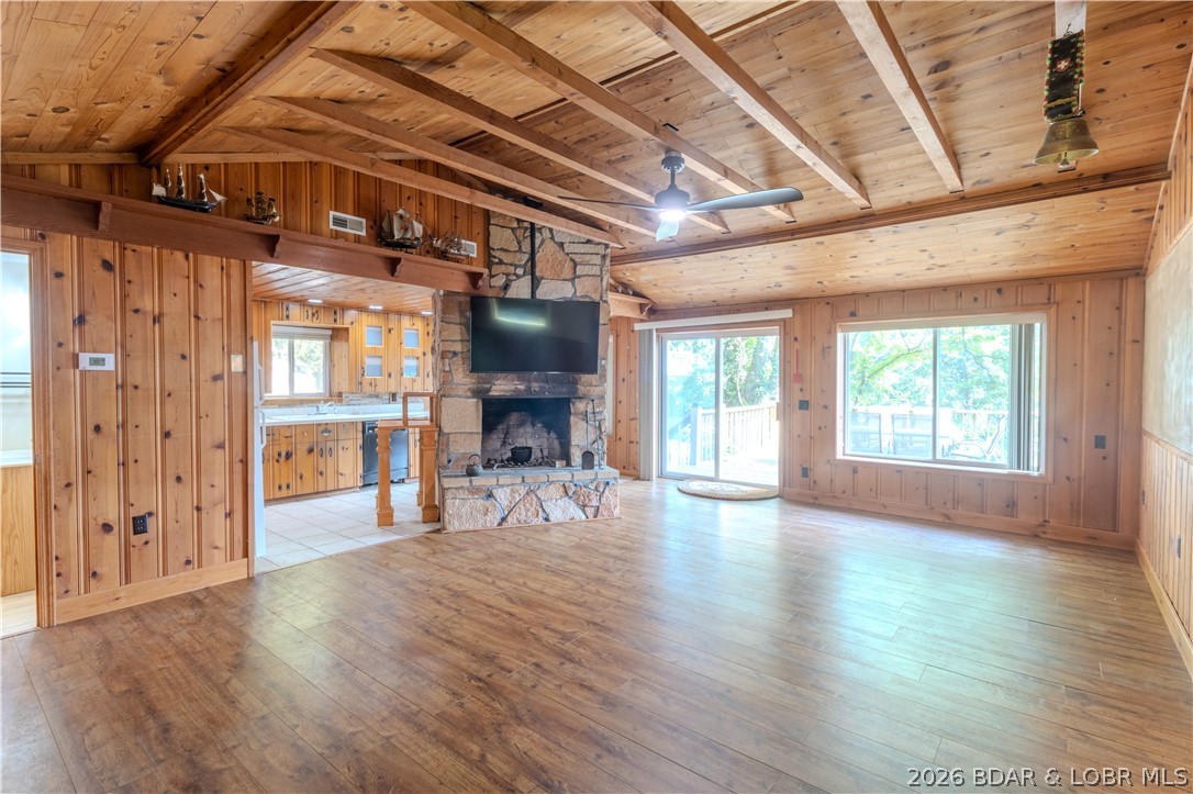 30738 Honeysuckle Road Gravois Mills, MO 65037 - Photo 3 of 32