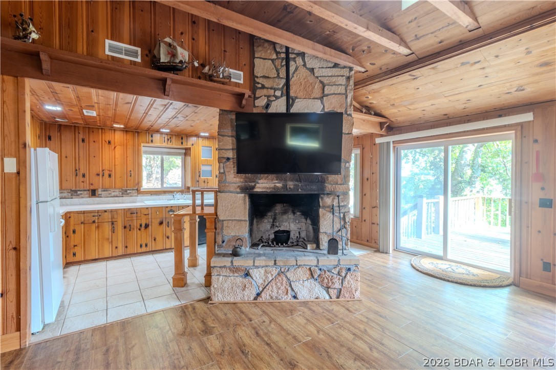 30738 Honeysuckle Road Gravois Mills, MO 65037 - Photo 4 of 32