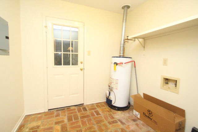 1340 Baker Court Mobile, AL 36695 - Photo 3 of 16