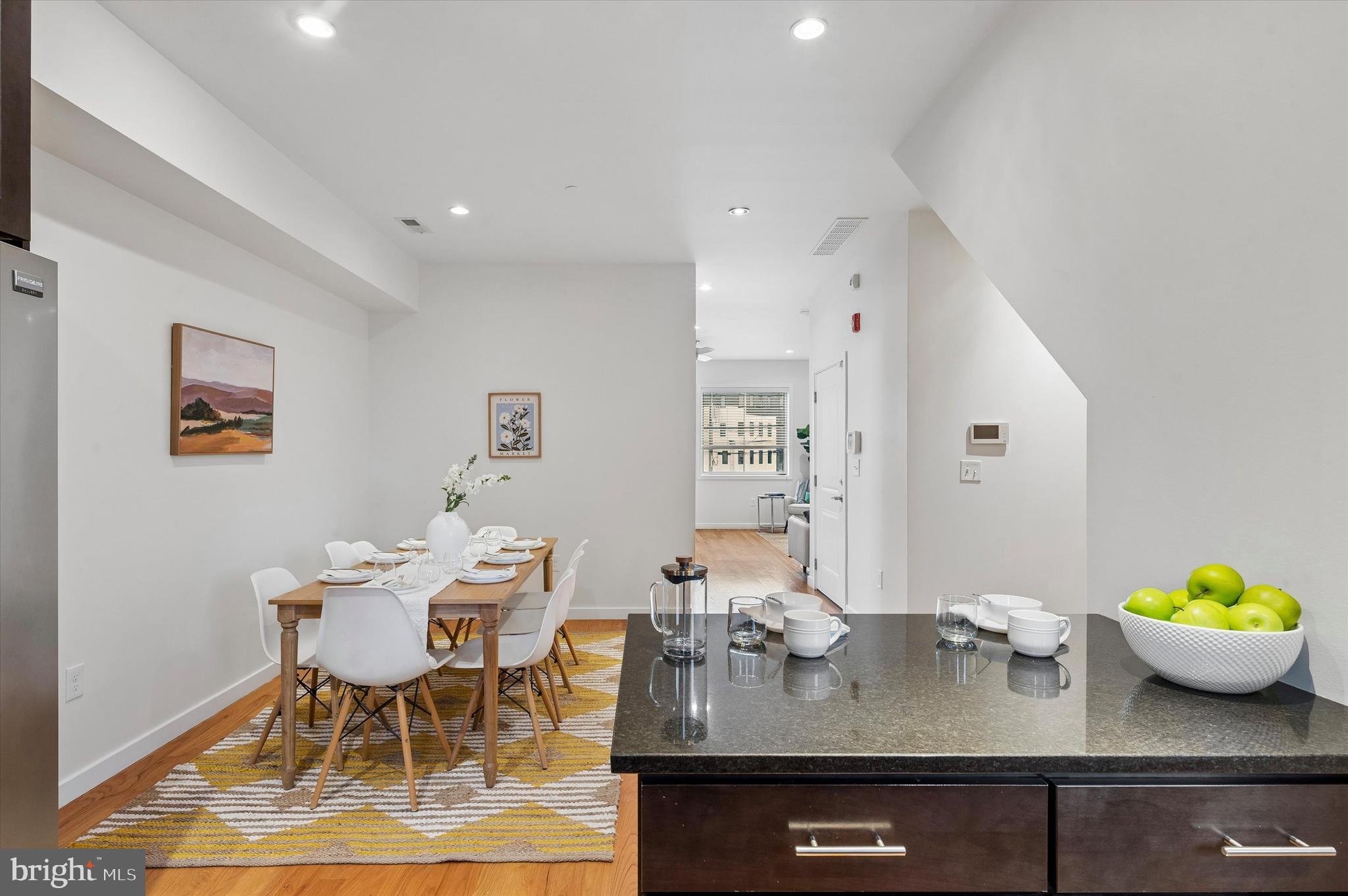 2555 Carpenter Street, Unit E Philadelphia, PA 19146 - Photo 13 of 27