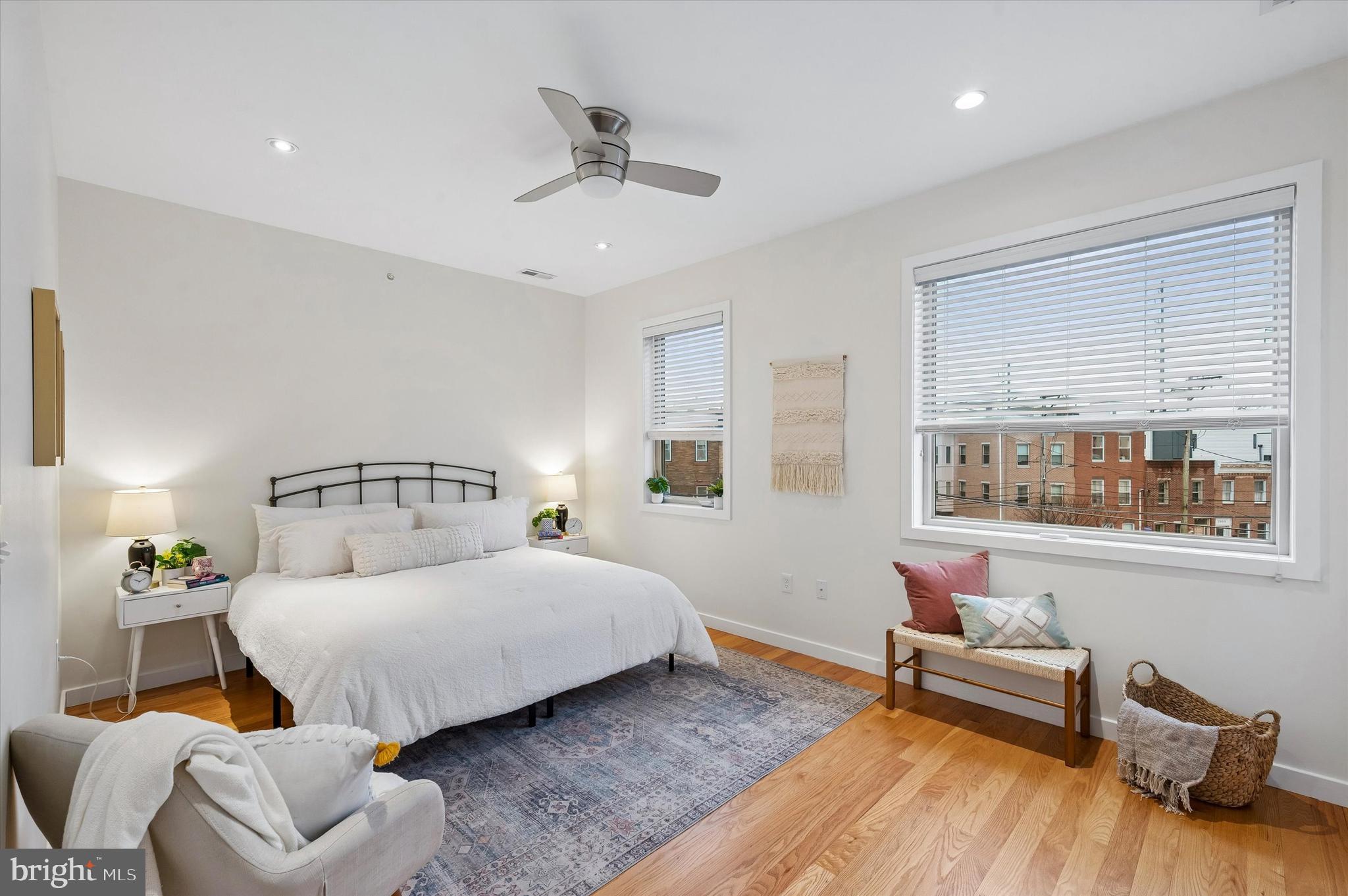2555 Carpenter Street, Unit E Philadelphia, PA 19146 - Photo 15 of 27