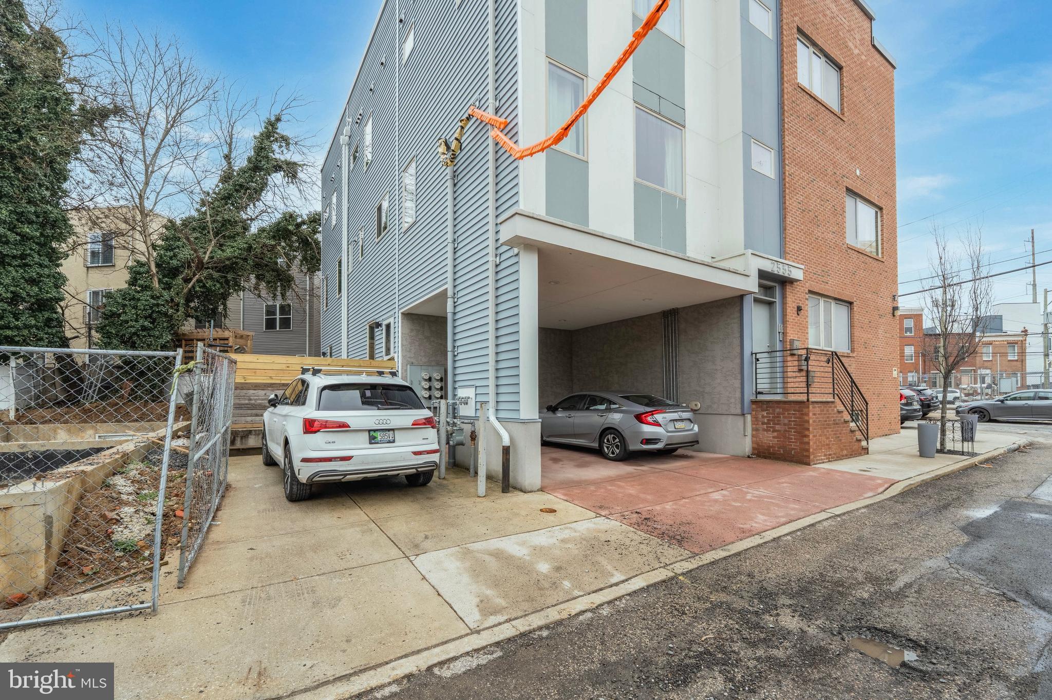 2555 Carpenter Street, Unit E Philadelphia, PA 19146 - Photo 26 of 27