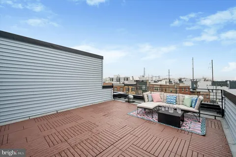 $499,900 | 2555 Carpenter Street, Unit E, Philadelphia, PA 19146