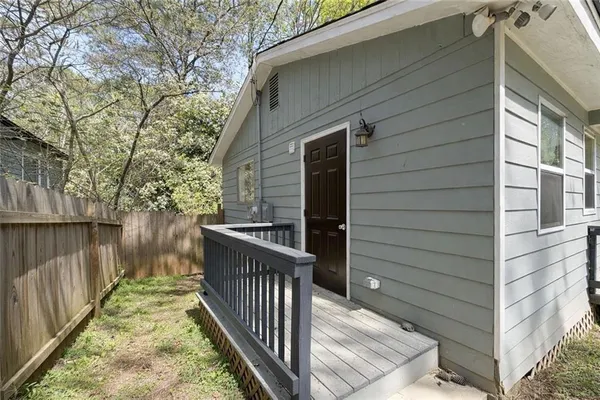 $1,100 | 2146 Brookview Drive Northeast, Conyers, GA 30013