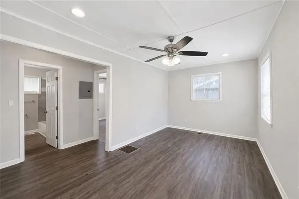 $1,100 | 2146 Brookview Drive Northeast, Conyers, GA 30013
