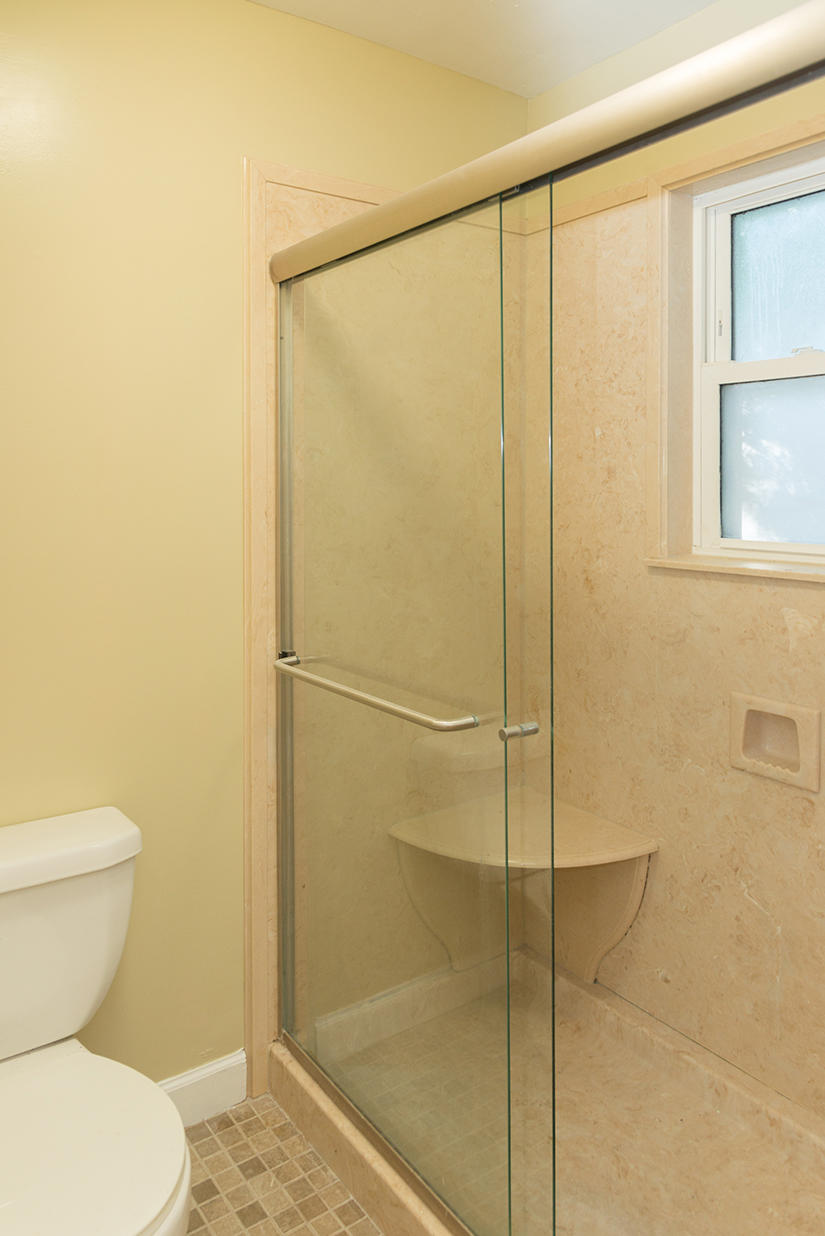 611 Lang Road Fort Walton Beach, FL 32547 - Photo 11 of 26 a bathroom with a shower and a toilet