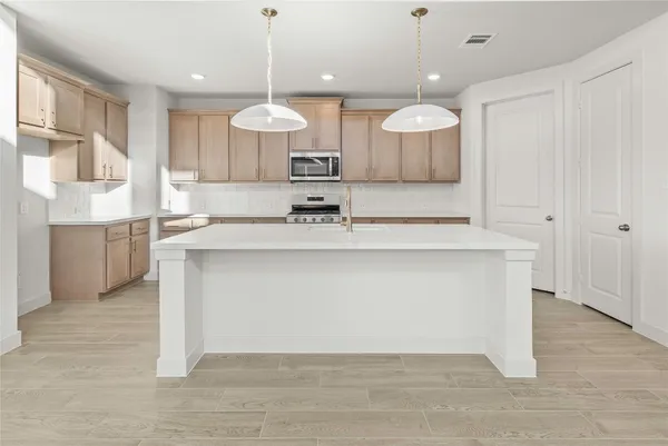 $448,758 | 16254 Tifton Mdw Trail, Hockley, TX 77447