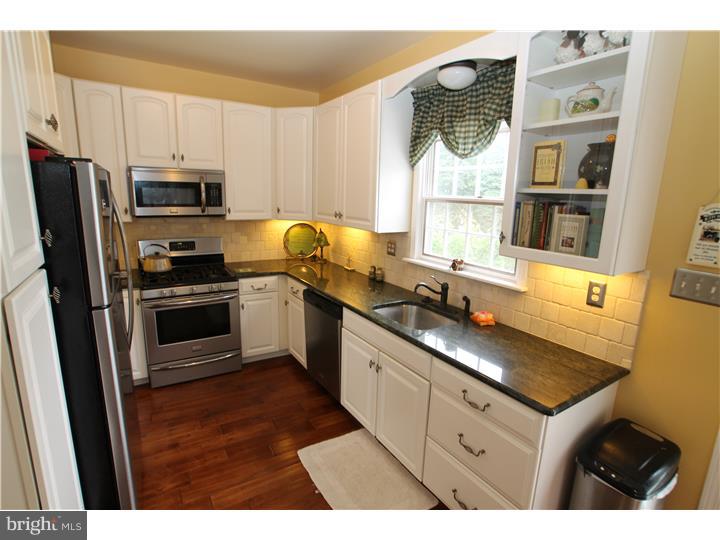 823 Herschel Road Philadelphia, PA 19116 - Photo 13 of 25 Gallery Image 13