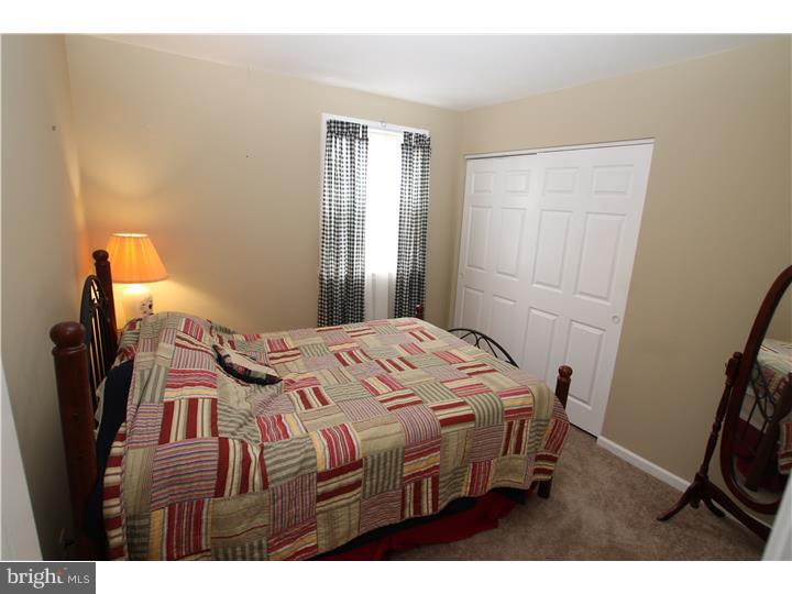 823 Herschel Road Philadelphia, PA 19116 - Photo 15 of 25 Gallery Image 15