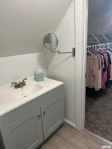 $73,900 | 310 East Almond Street, Percy, IL 62272