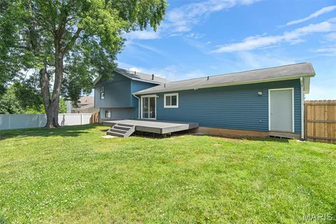 $319,900 | 4 Voyager Drive, St. Peters, MO 63376