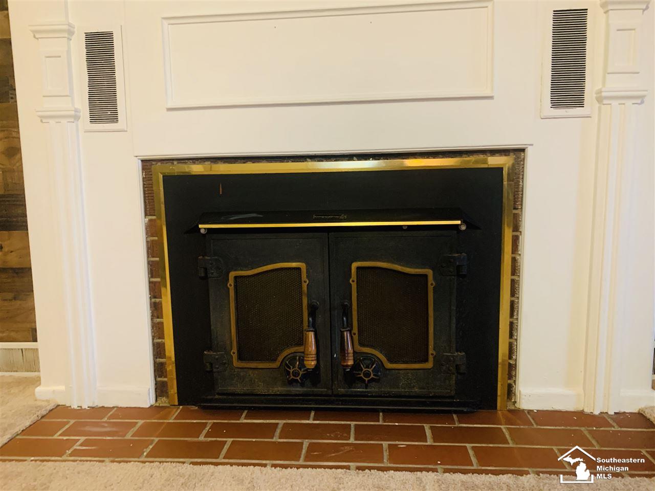 9644 Finzel Road Carleton, MI 48117 - Photo 13 of 18